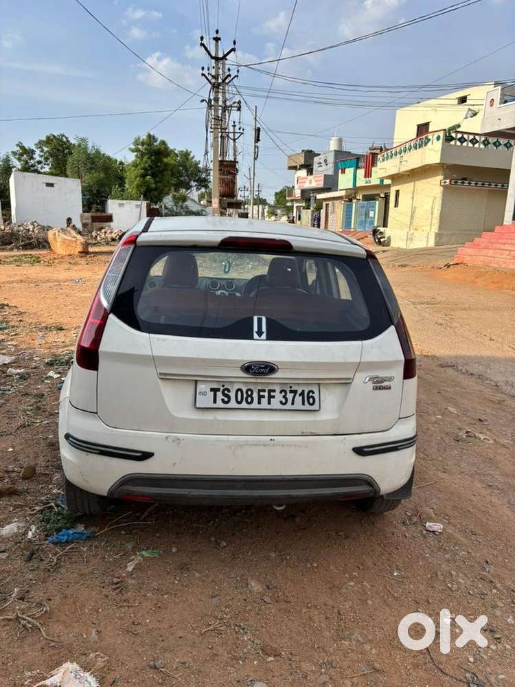 Ford Figo 2012 Diesel 60000 Km Driven