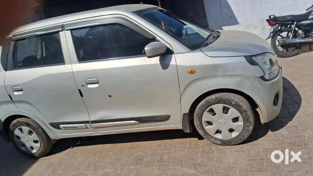 Teacher's Single Hand Driven Car, Want To Switch To Ev Car