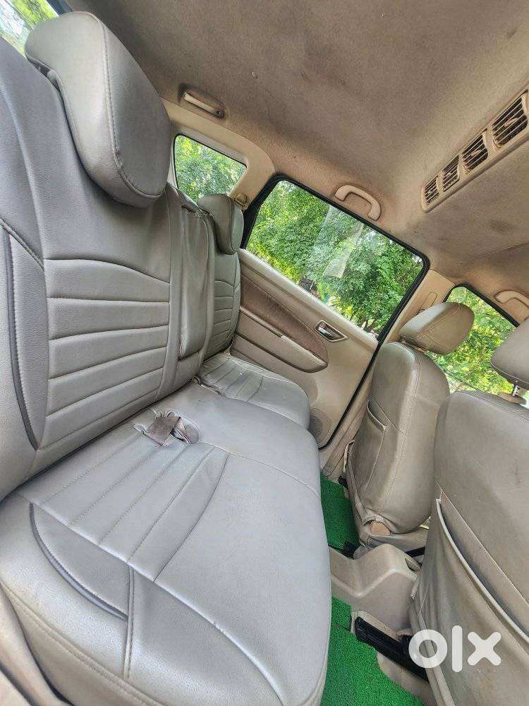 Maruti Suzuki Ertiga Zxi Plus Petrol, 2014, Petrol