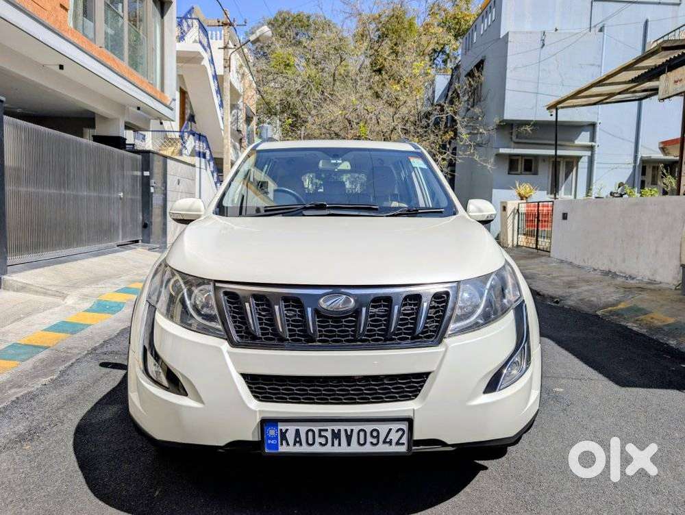 Mahindra XUV500 W8 AT, 2017, Diesel