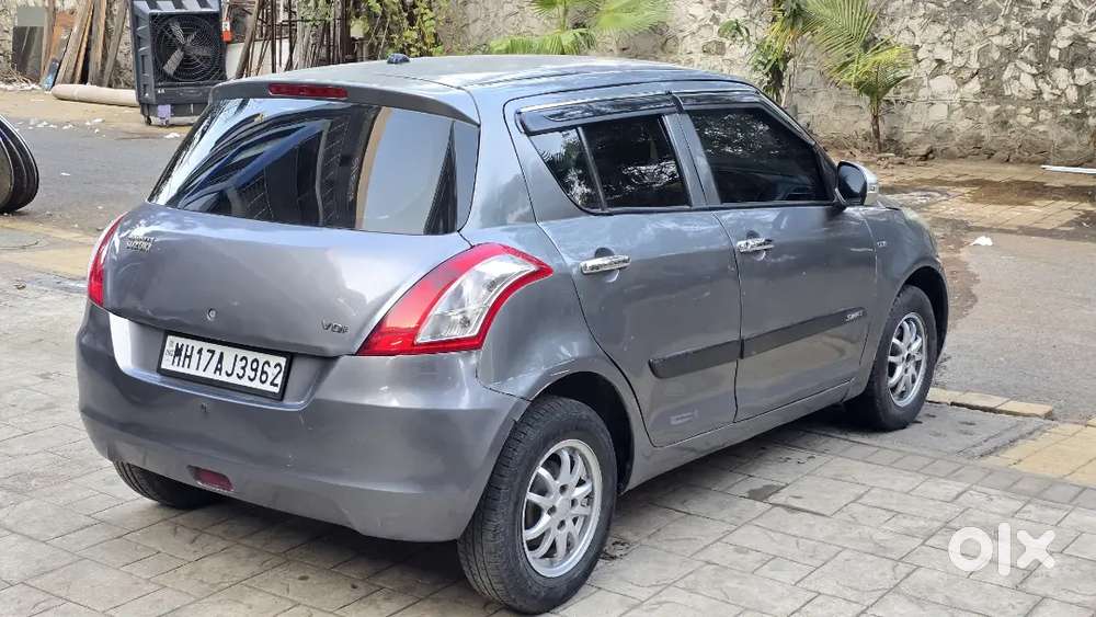 Maruti Suzuki Swift 2012