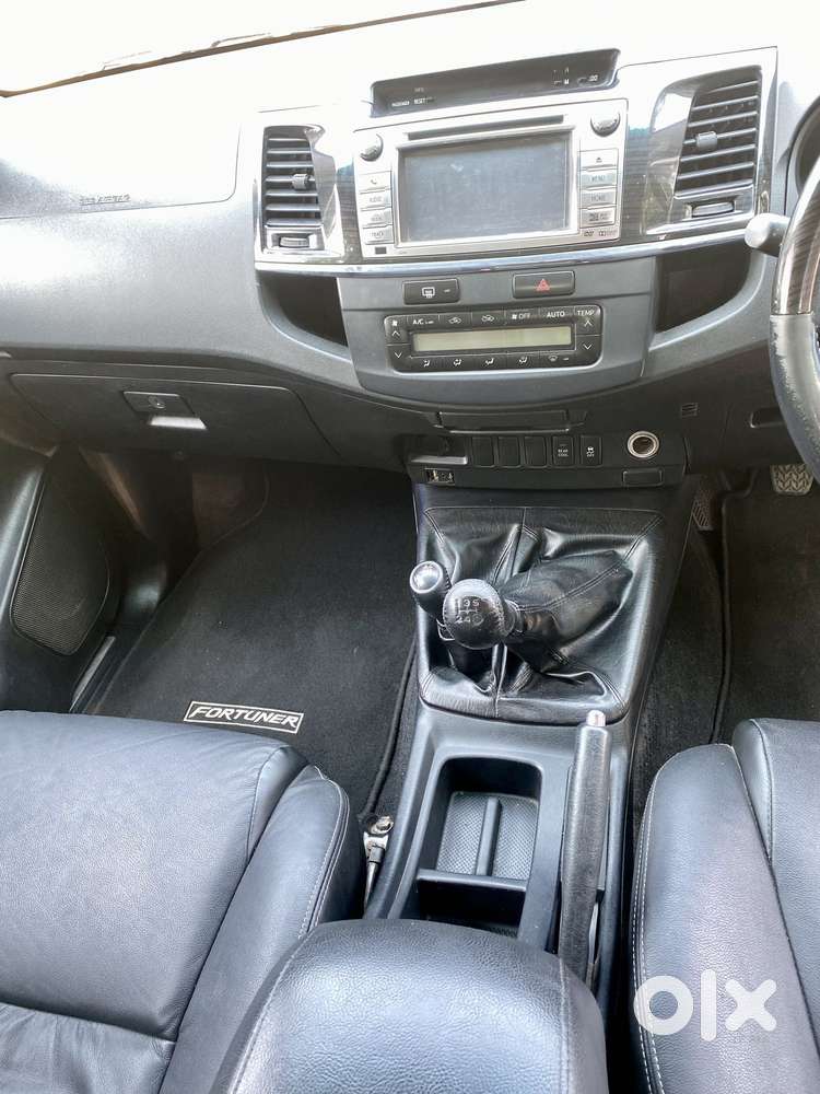 Toyota Fortuner 3.0 4x4 Manual, 2015, Diesel