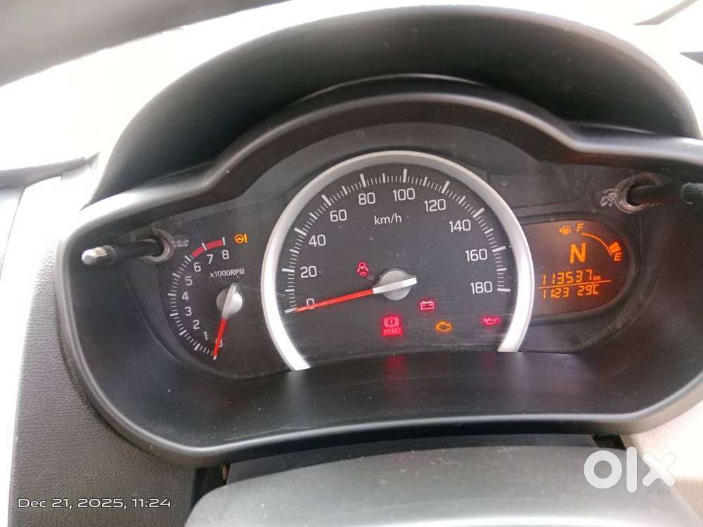 Maruti Suzuki Celerio 1.0 Vxi Amt, 2014, Petrol