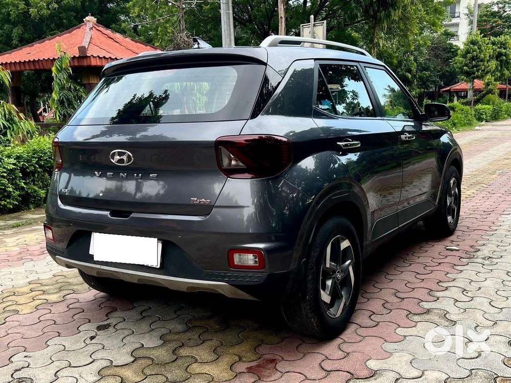 Hyundai Venue Sx Plus Turbo Dct, 2020, Petrol