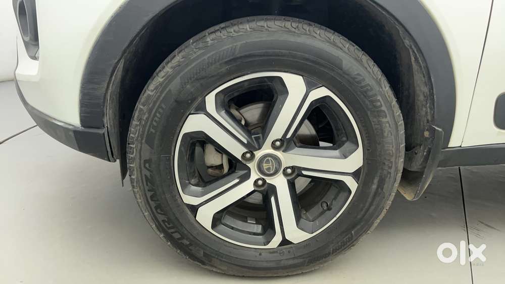 Tata Nexon 1.2 Revotron Xz Plus, 2022, Petrol