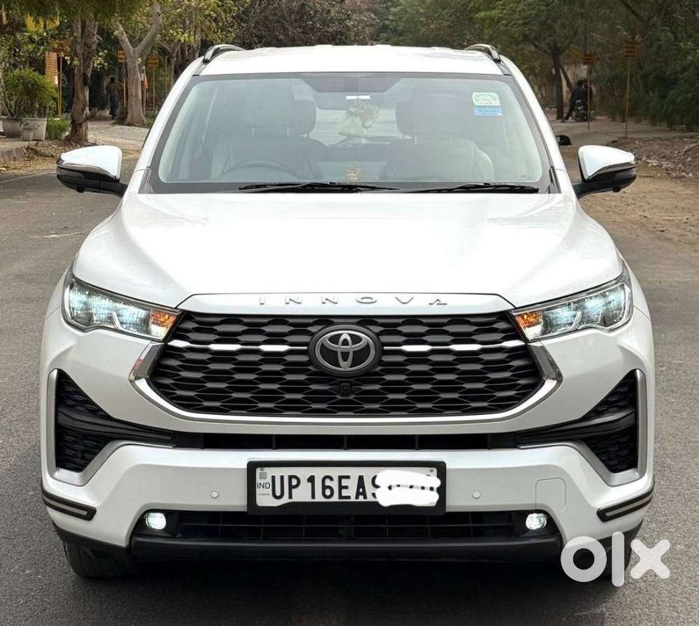 Toyota Innova Hycross 2.0 Vx Hybrid 7 Str, 2024, Cng & Hybrids