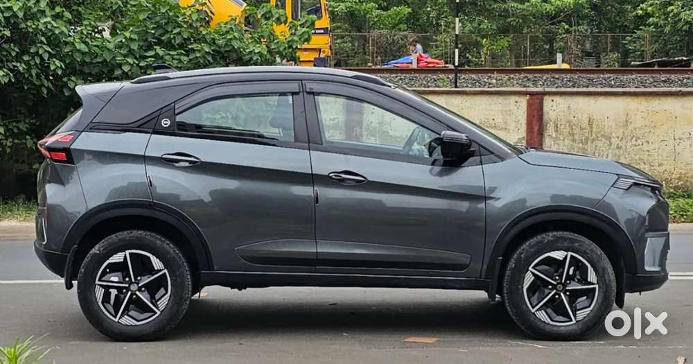 Tata Nexon Fearless Plus S 1.2 Revotron Petrol 7 Dca Dt, 2023, Petro..