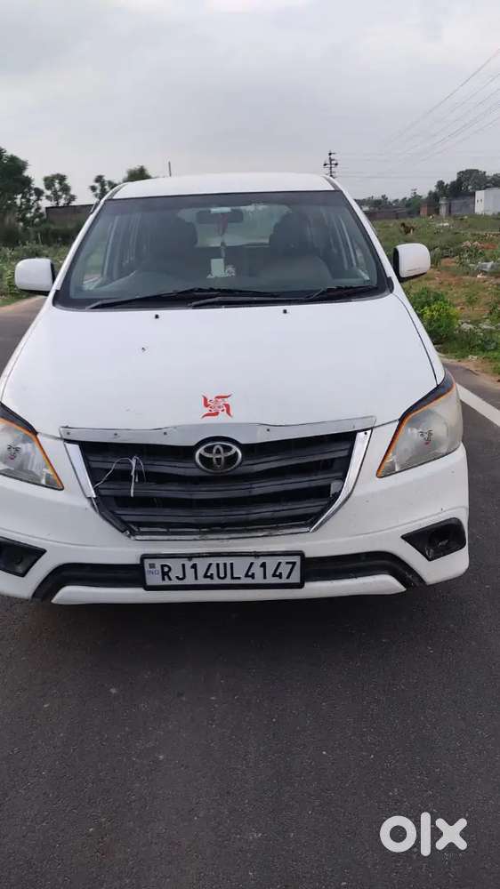 Toyota Innova 2012 Diesel Well Maintained