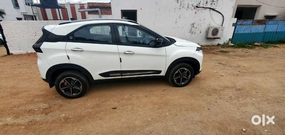 Tata Nexon Pure 1.2 S Revotron Petrol 6 Mt, 2023, Petrol