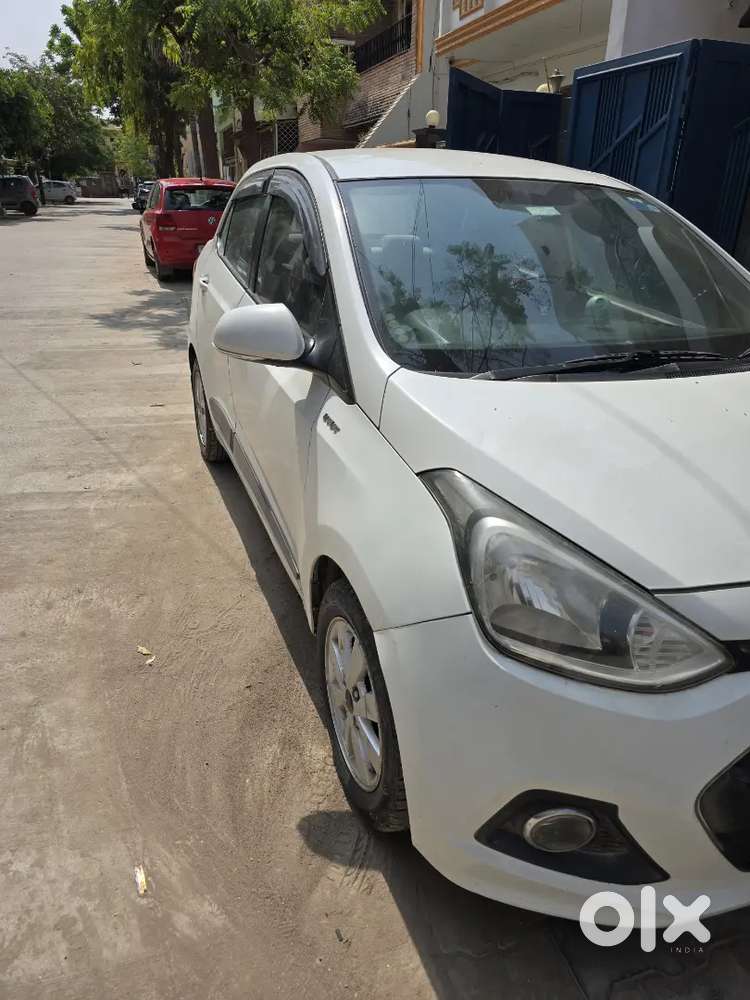 Hyundai Xcent 2016 Petrol Well Maintained
