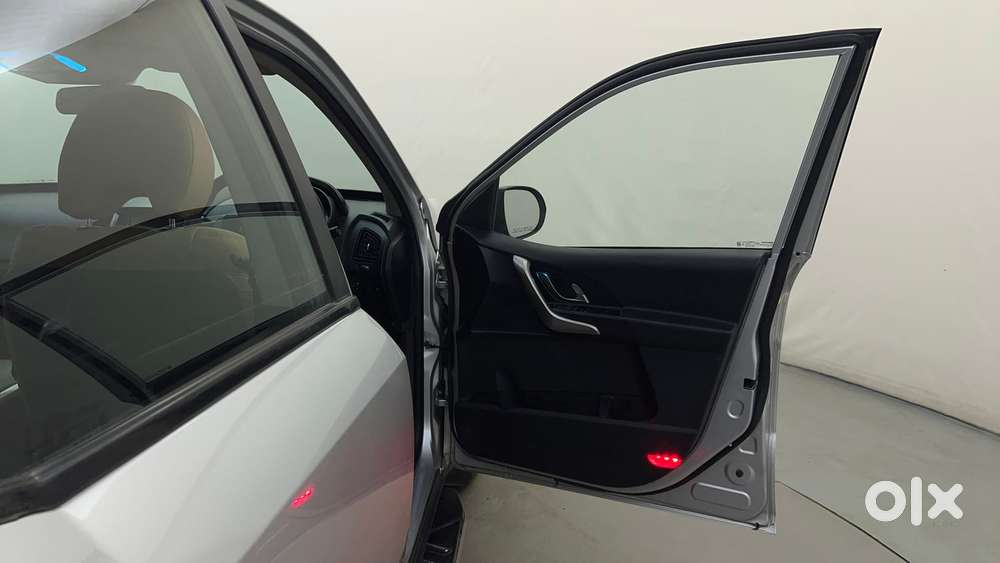 Mahindra Xuv500 At W9 2wd, 2019, Diesel