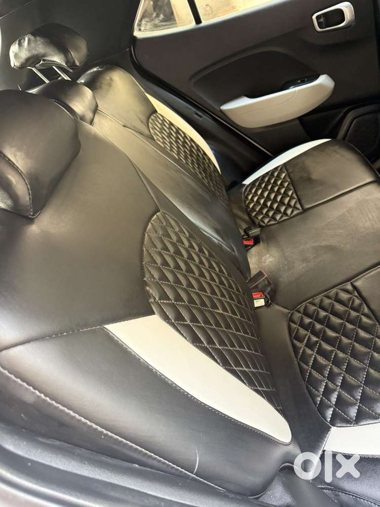 Hyundai Venue 1.2 S (o), 2024, Petrol