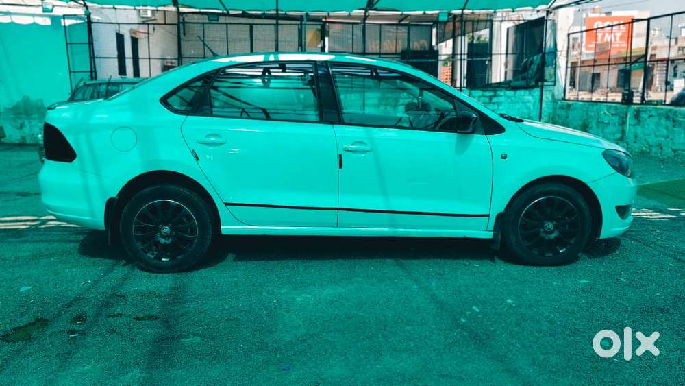 Skoda Rapid 1.5 Tdi Ambition, 2015
