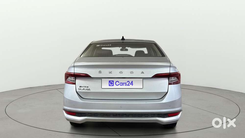 Skoda Slavia 1.0 Ambition Tsi, 2022, Petrol