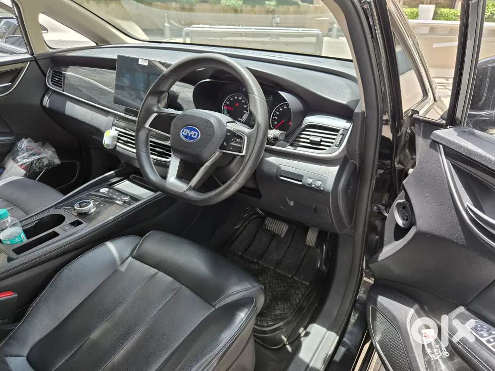 Byd E6 2024 Electric Under Warranty - All India Transfer Available