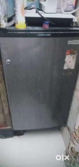 Mini fridge second hand olx new arrivals
