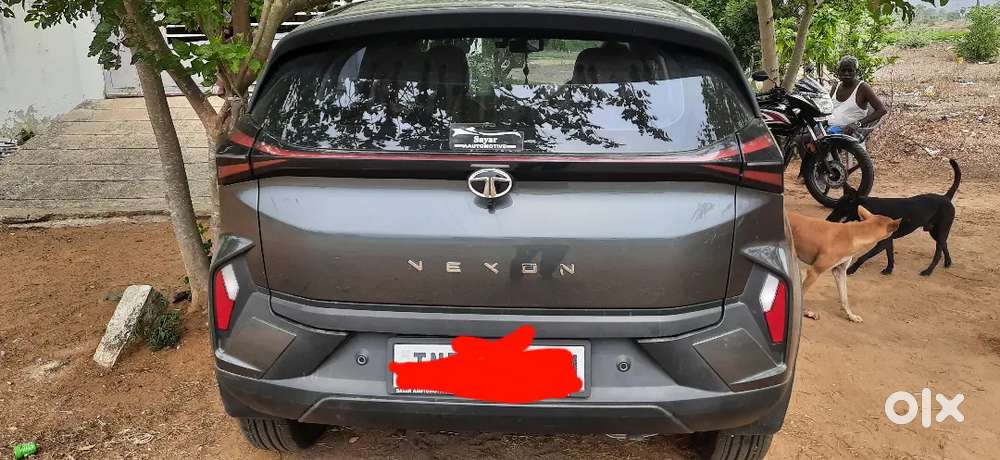 Tata Nexon 2023 Petrol 7010 Km Driven