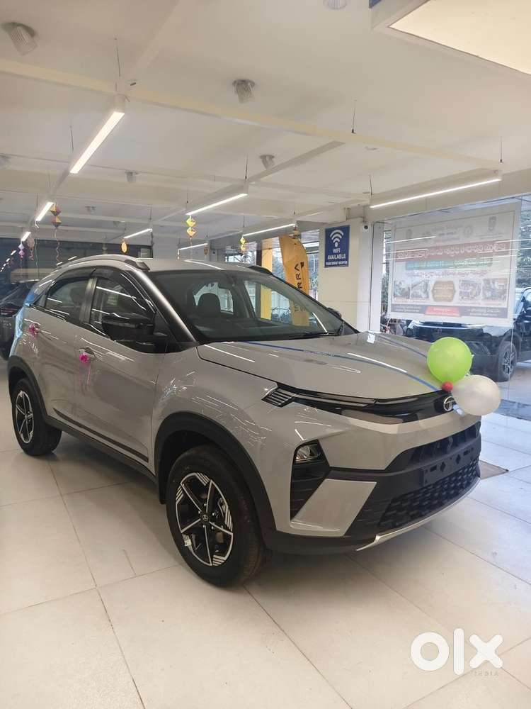 Tata Nexon Creative Plus Automatic Petrol Car 2026