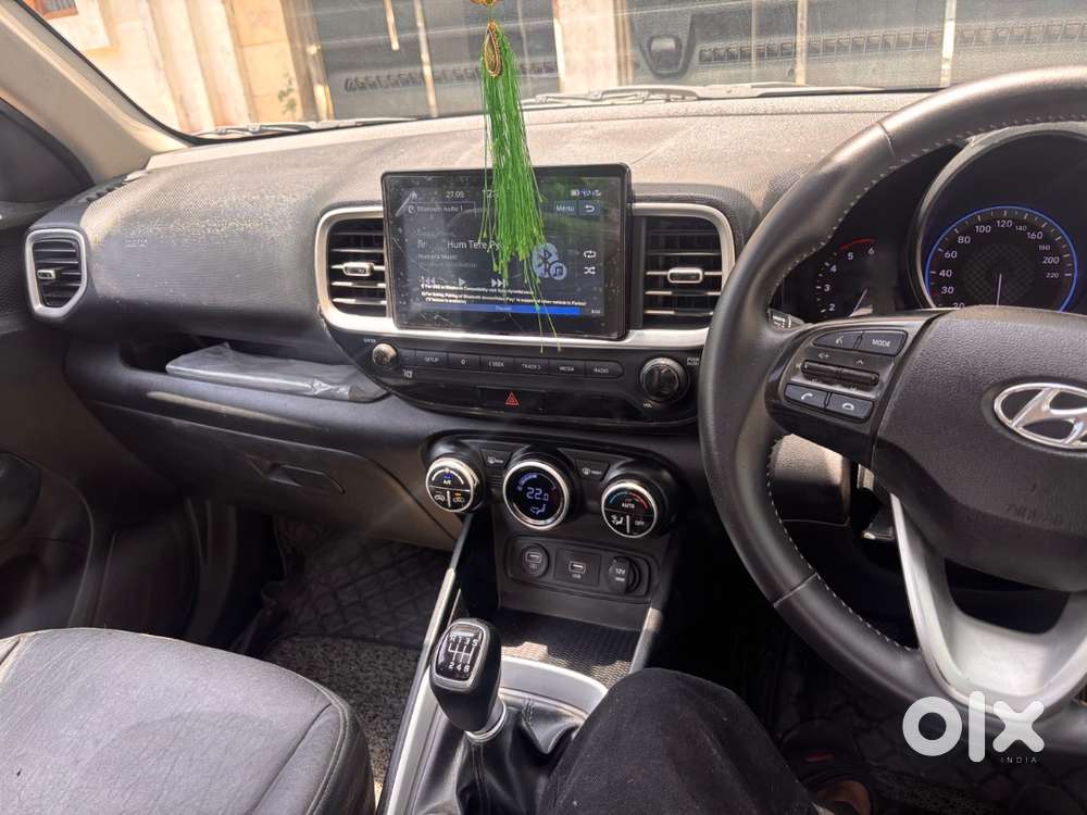 Hyundai Venue 2020 Diesel 40000 Km Driven