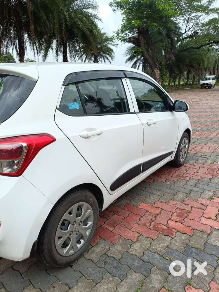 Hyundai Grand I10 Magna, 2015, Petrol