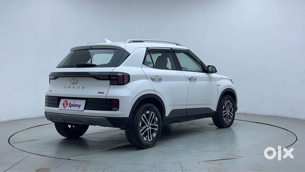 Hyundai Venue 1.0 Sx (o) Turbo Dct, 2023, Petrol