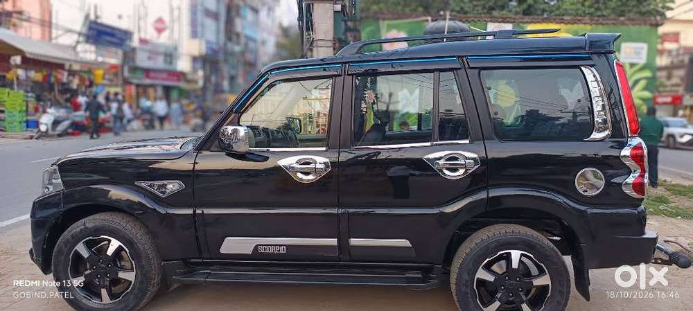 Mahindra Scorpio Classic 2.2 S 11 Mt 7 Str, 2023, Diesel