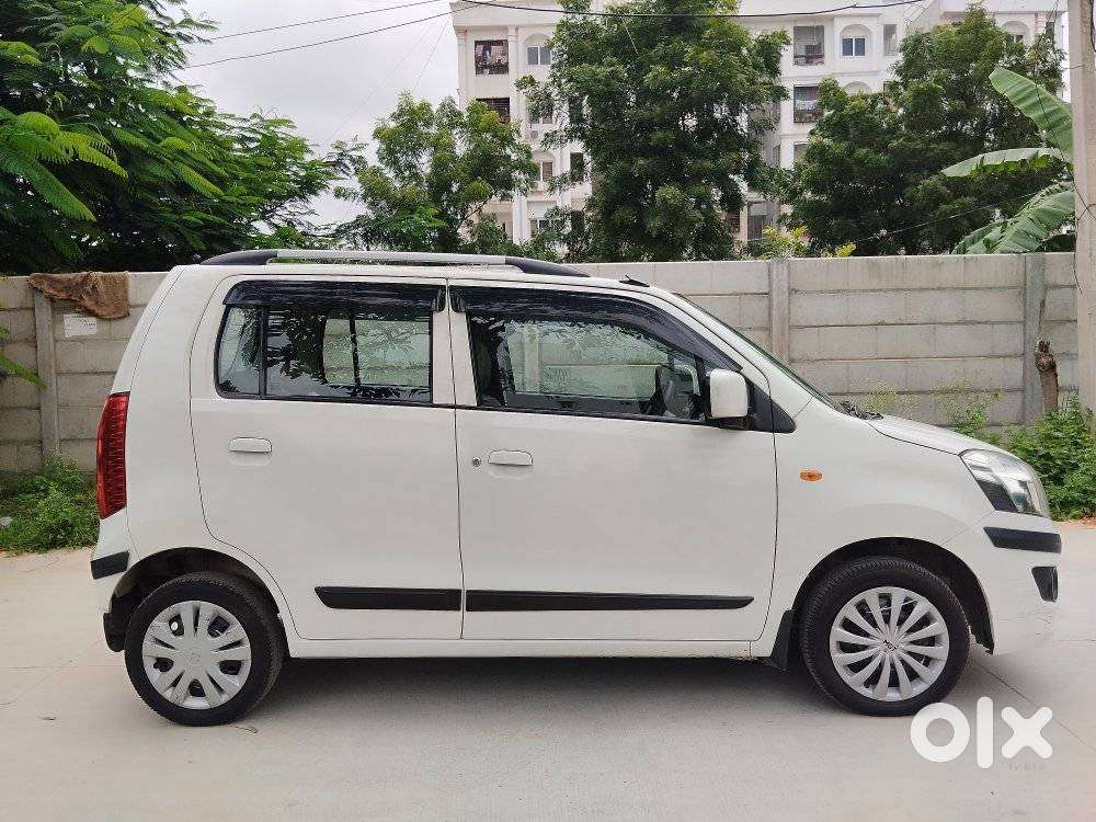 Maruti Suzuki Wagon R Vxi Amt, 2017, Petrol