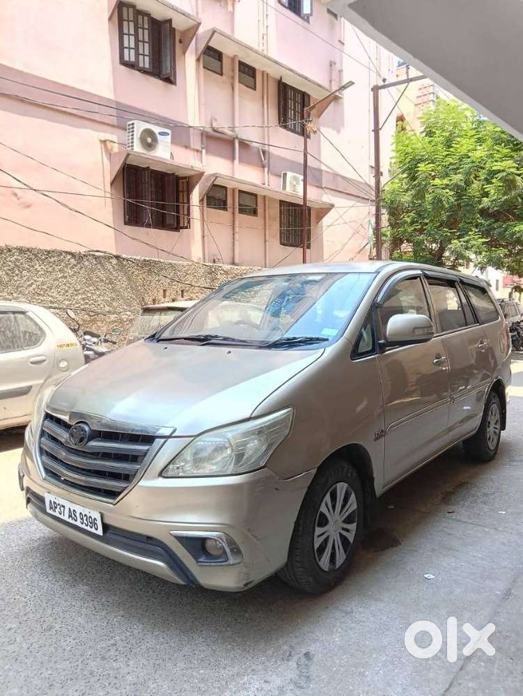 Toyota Innova 2004-2011 2.5 G3, 2008, Diesel