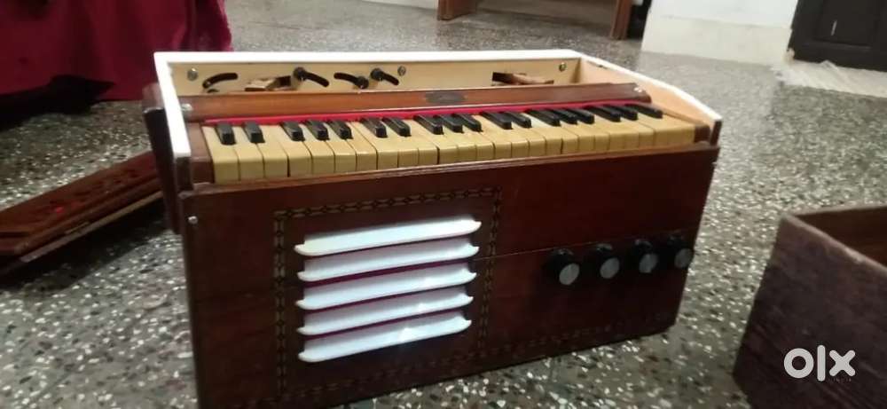 Harmonium Musical Instrument – Good Condition