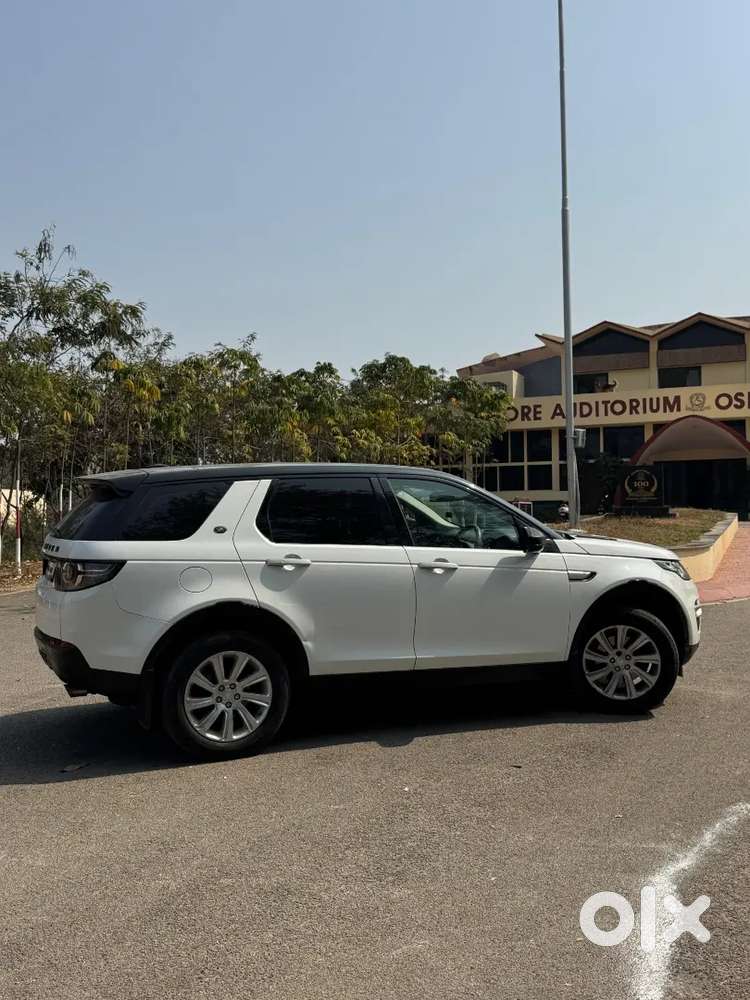 Land Rover Discovery 2016 Diesel 120000 Km Driven