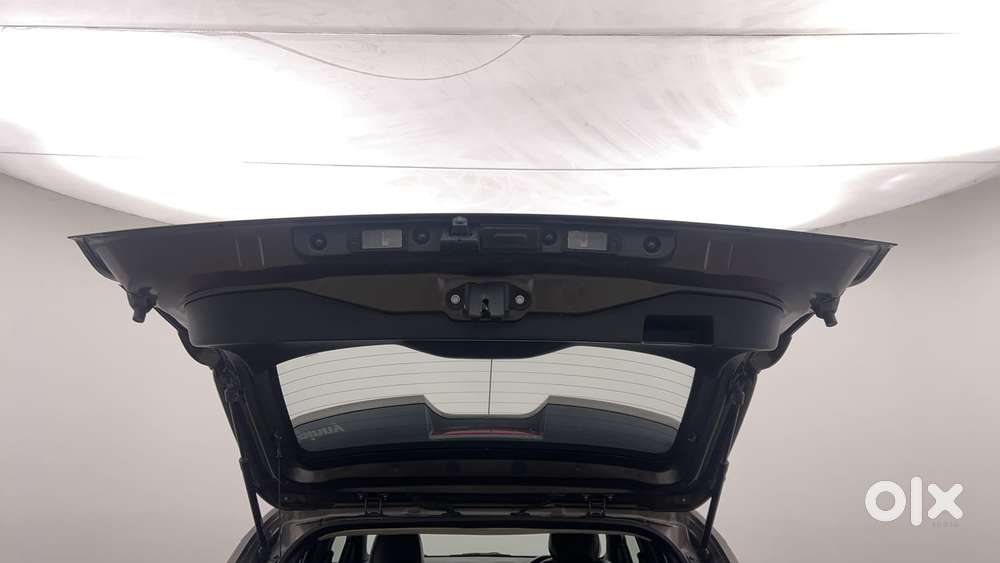 Nissan Magnite 1.0 Xv Premium Turbo Cvt (o), 2021, Petrol