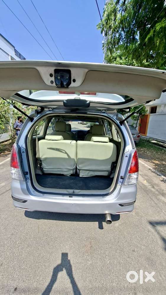 Toyota Innova 2.5 Gx 7 Str Bs-iii, 2009, Diesel