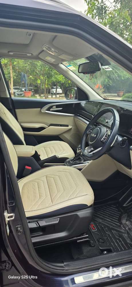 Kia Carens 1.5 Luxury Plus Diesel At 6 Str, 2022, Diesel