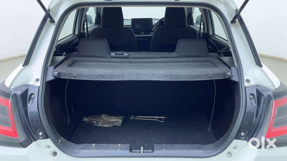 Maruti Suzuki Swift Amt Vxi, 2025, Petrol