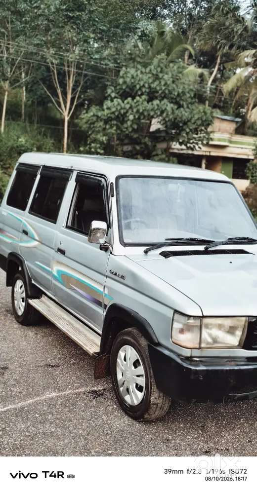 Toyota Qualis Gs 2001