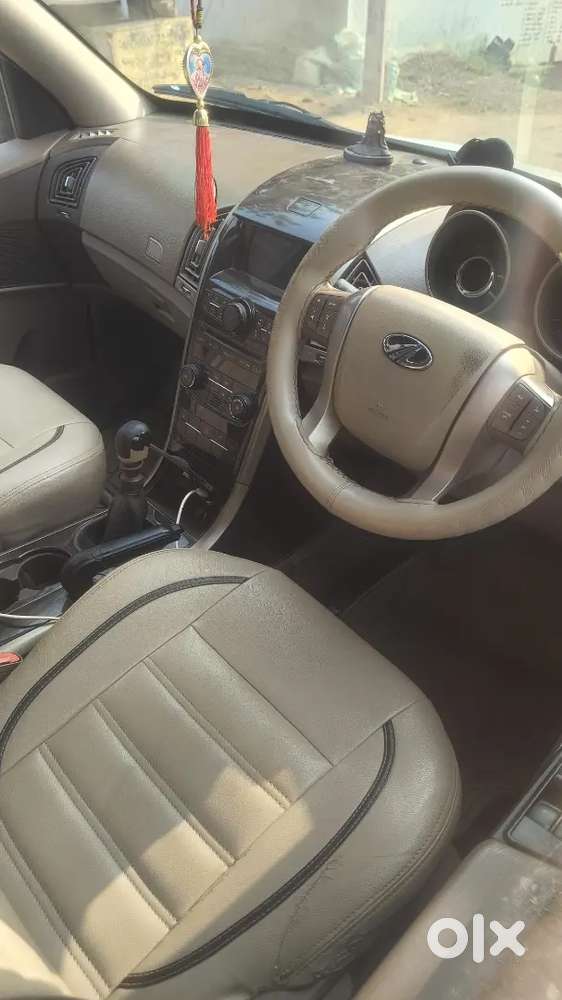 Mahindra Xuv500 2014 Diesel 150000 Km Driven