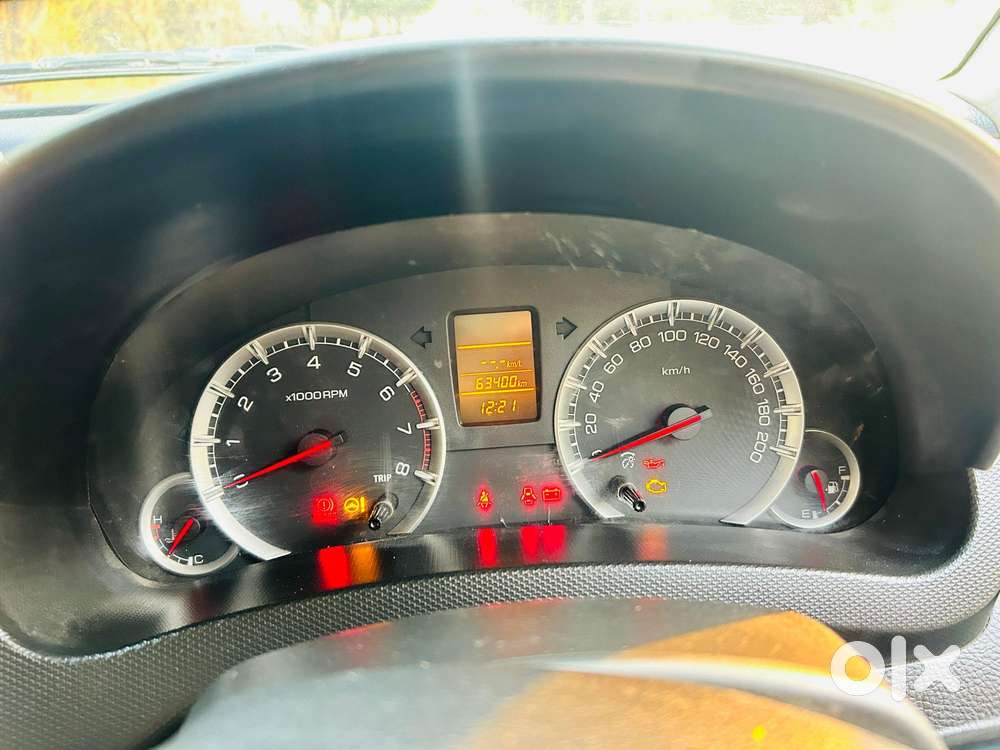 Maruti Suzuki Swift Vxi + Manual, 2016, Petrol