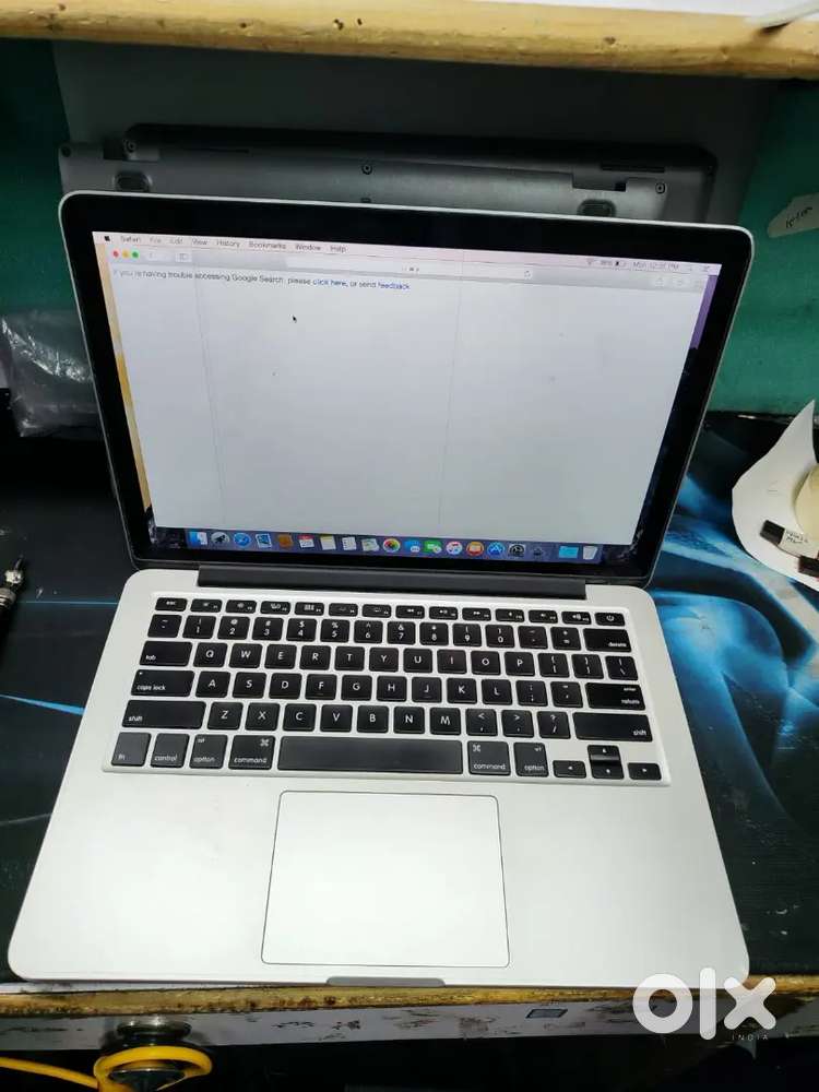 Macbook Pro 2012 A1278 Core i5 4GB 500 GB With Charger