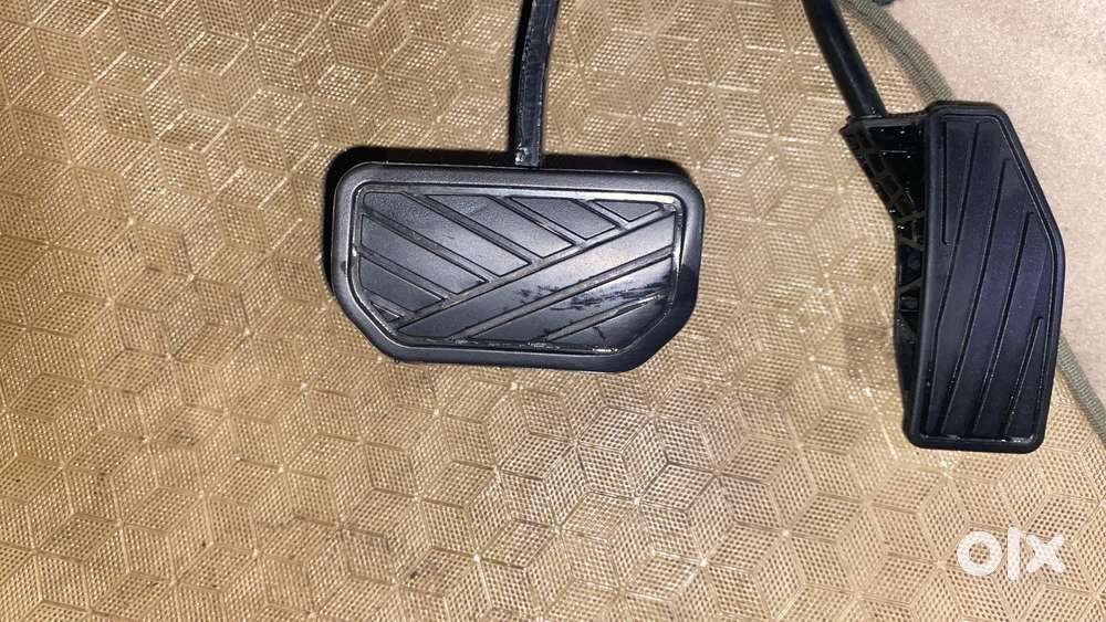 Maruti Suzuki Swift Dzire Zxi + Amt, 2017, Petrol