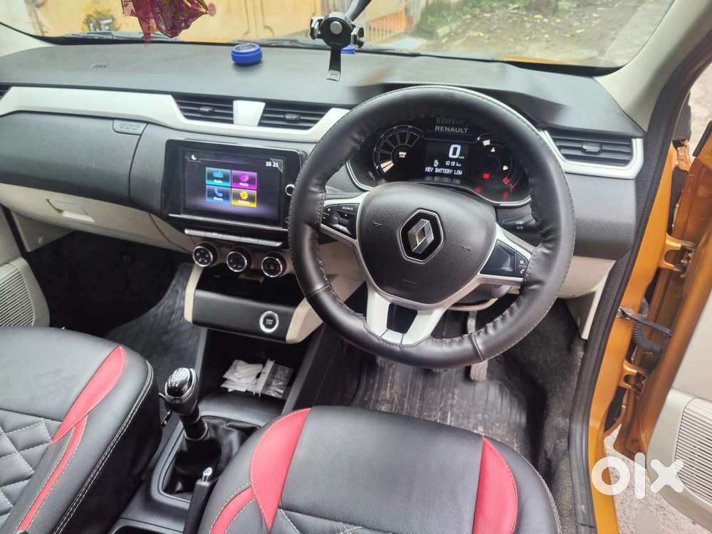 Renault Triber 1.0 Rxz Dual Tone, 2022, Petrol