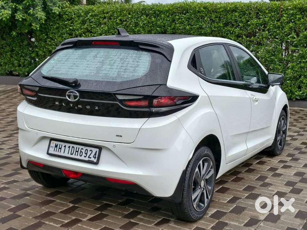 Tata Altroz 1.2 Xz Plus Dark Edition, 2023, Petrol