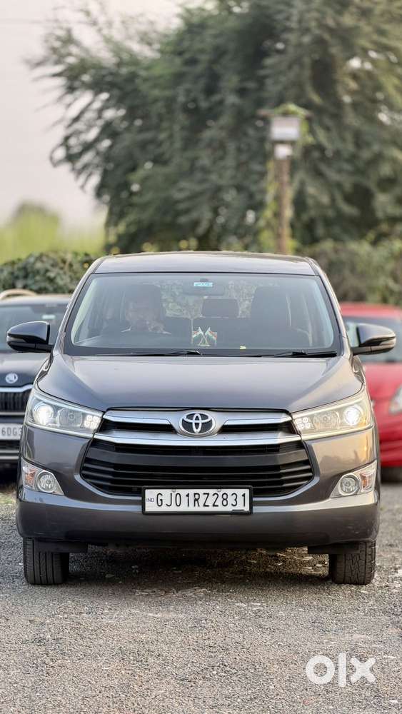 Toyota Innova Crysta 2.4 Vx Mt 8s, 2017, Diesel