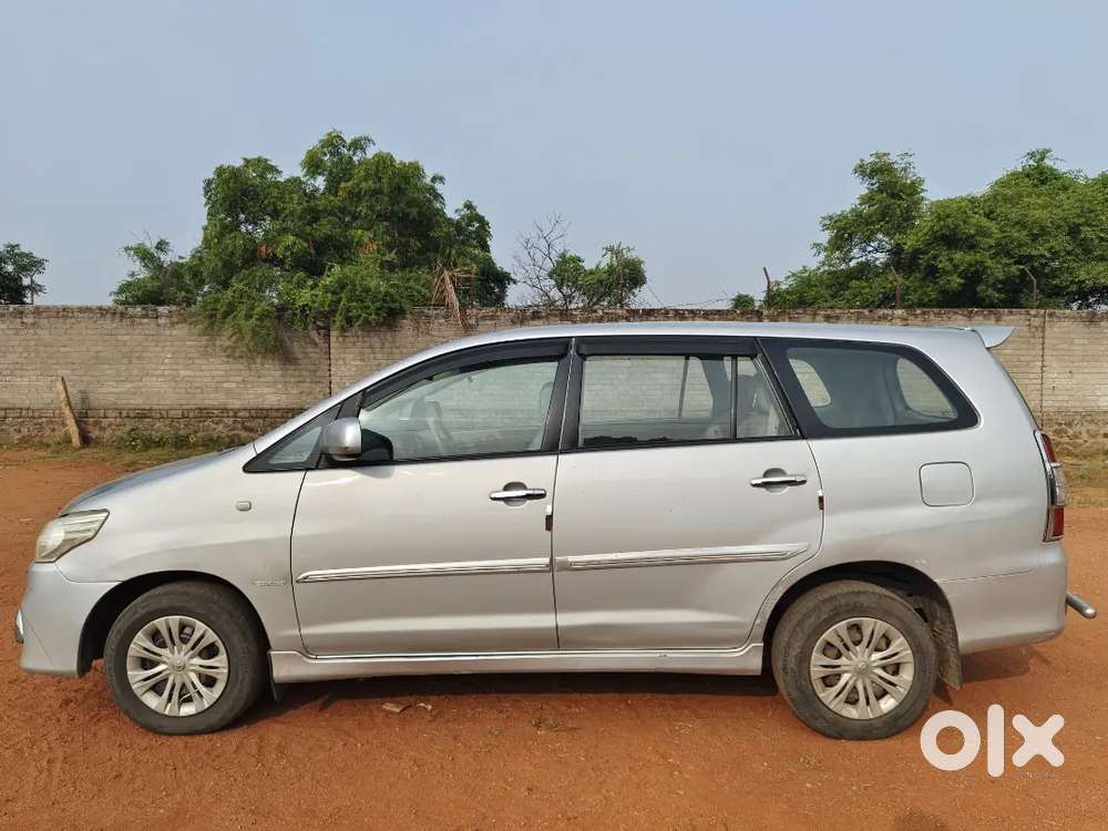 Toyota Innova 2013 G Varient