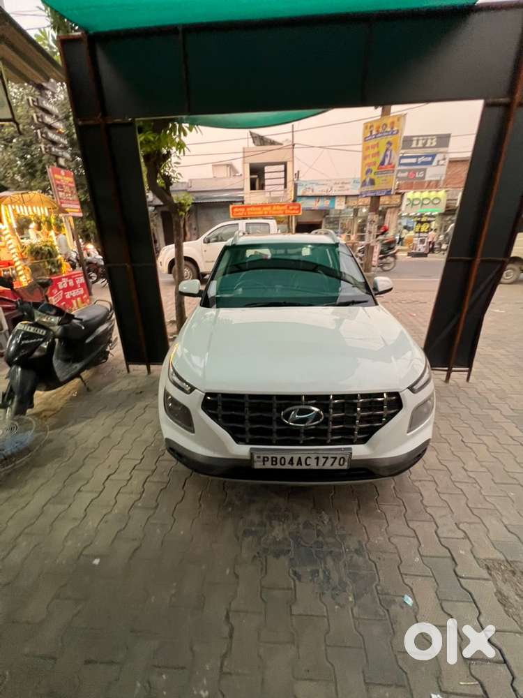 Hyundai Venue Diesel 2019