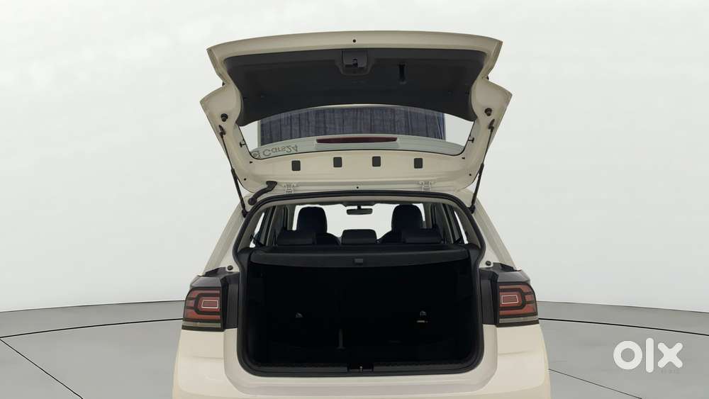 Volkswagen Taigun 1.0 Tsi Topline At, 2025, Petrol