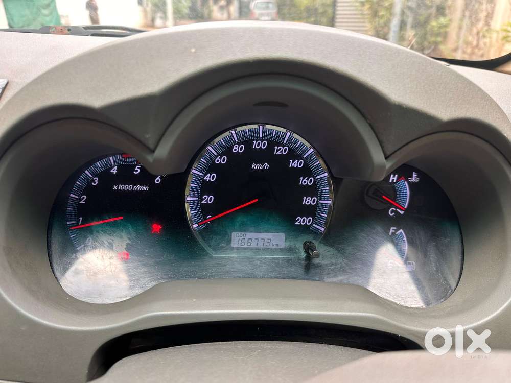 Toyota Fortuner 2011-2016 4x2 Manual, 2013, Diesel