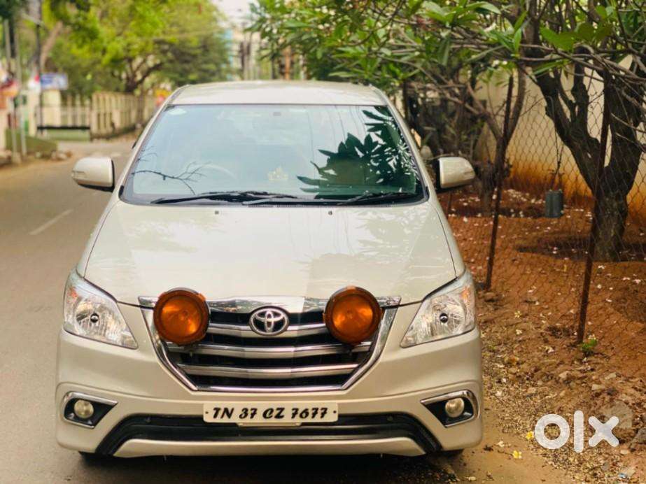 Toyota Innova 2.5 V 8 Str, 2014, Diesel