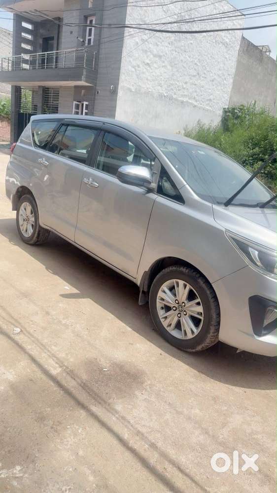 2022 Toyota Innova Crysta Gx