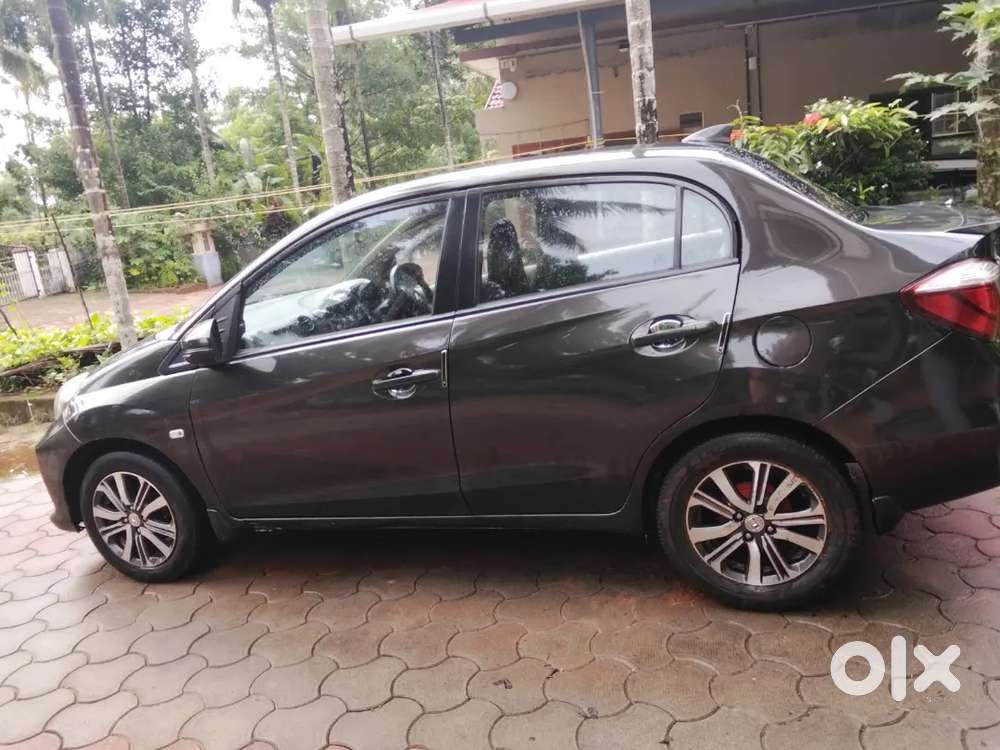 Honda Amaze 2015 Diesel Well Maintained