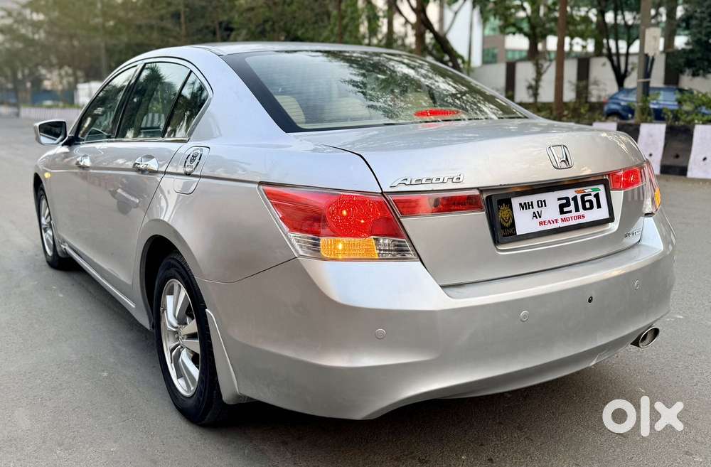 Honda Accord 2.4 Elegance Manual, 2010, Petrol